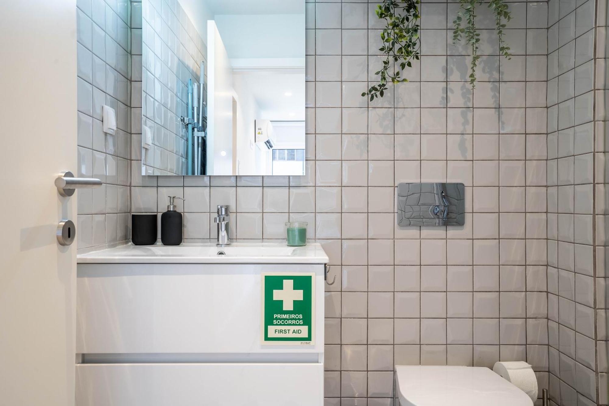 Trindade Bliss: 1Br W/ Free Parking By Lovelystay OOporto Exterior foto
